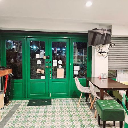 Ratana Boutique Hostel Банкок Екстериор снимка