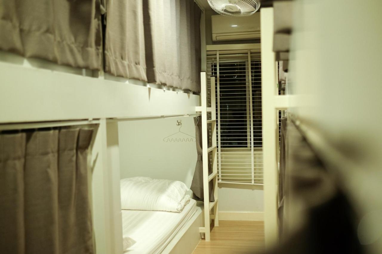 Ratana Boutique Hostel Банкок Екстериор снимка