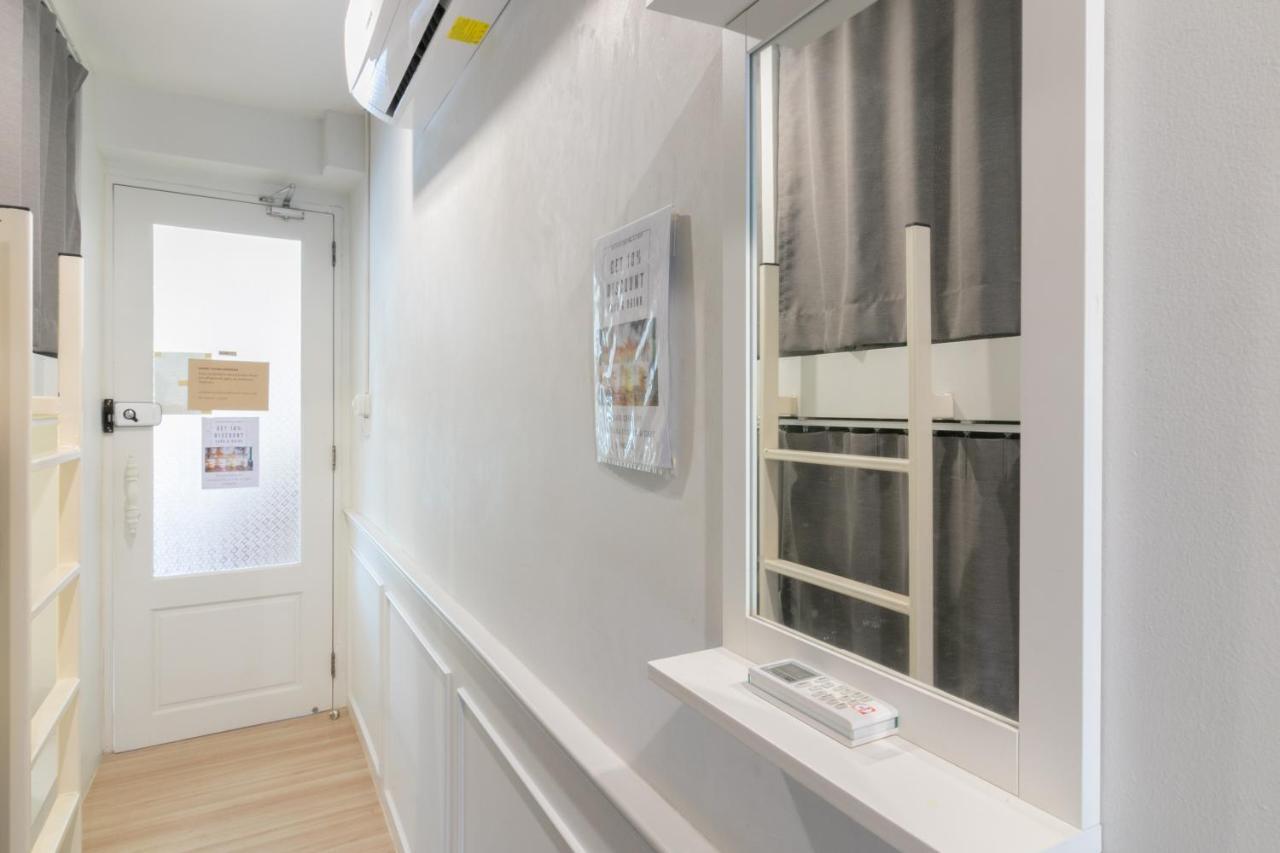 Ratana Boutique Hostel Банкок Екстериор снимка